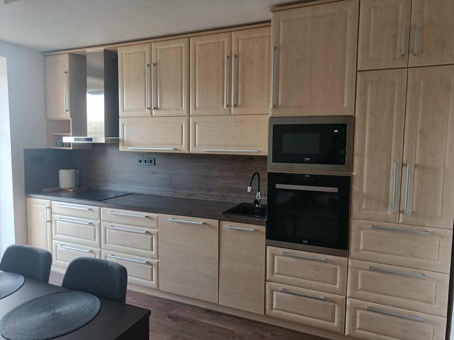 Cervena Cesta Apartment Kunovice Bagian luar foto