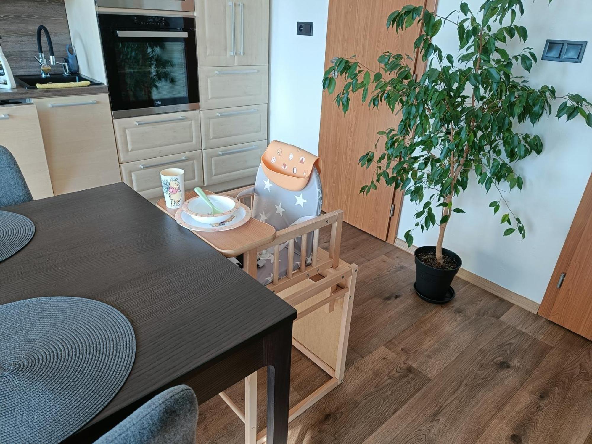 Cervena Cesta Apartment Kunovice Bagian luar foto